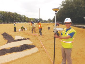 Scott Langbein, Topcon’s director of product marketing, shows how GNSS is used to create the Facescape art installation on the National Mall.