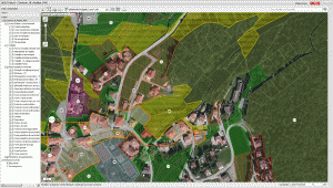 There's no limit to the number of layers using QGIS Cloud.
