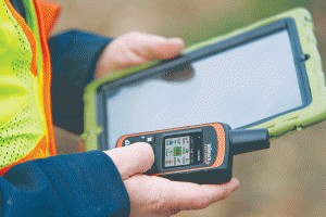 inReach users can pair the device with their phones and tablets, and they can communicate with SOS responders.