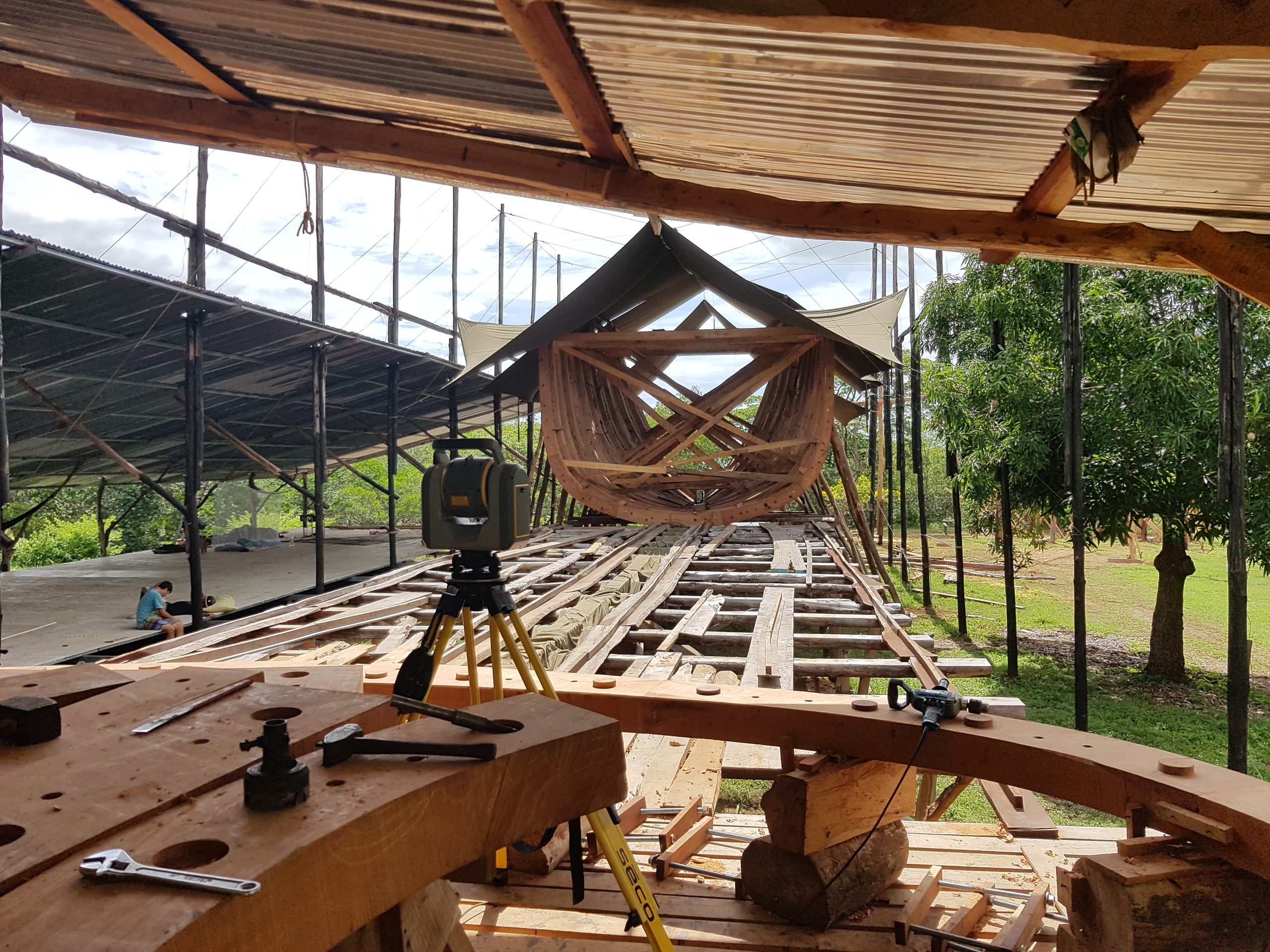 The schooner Ceiba is being built in the Costa Rican jungle.